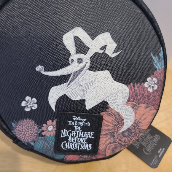 The Nightmare Before Christmas Floral Circle Makeup Bag - Picture 4 of 14